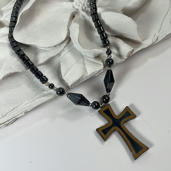 Hematite Cross Necklace Vintage - Picture 4 of 12